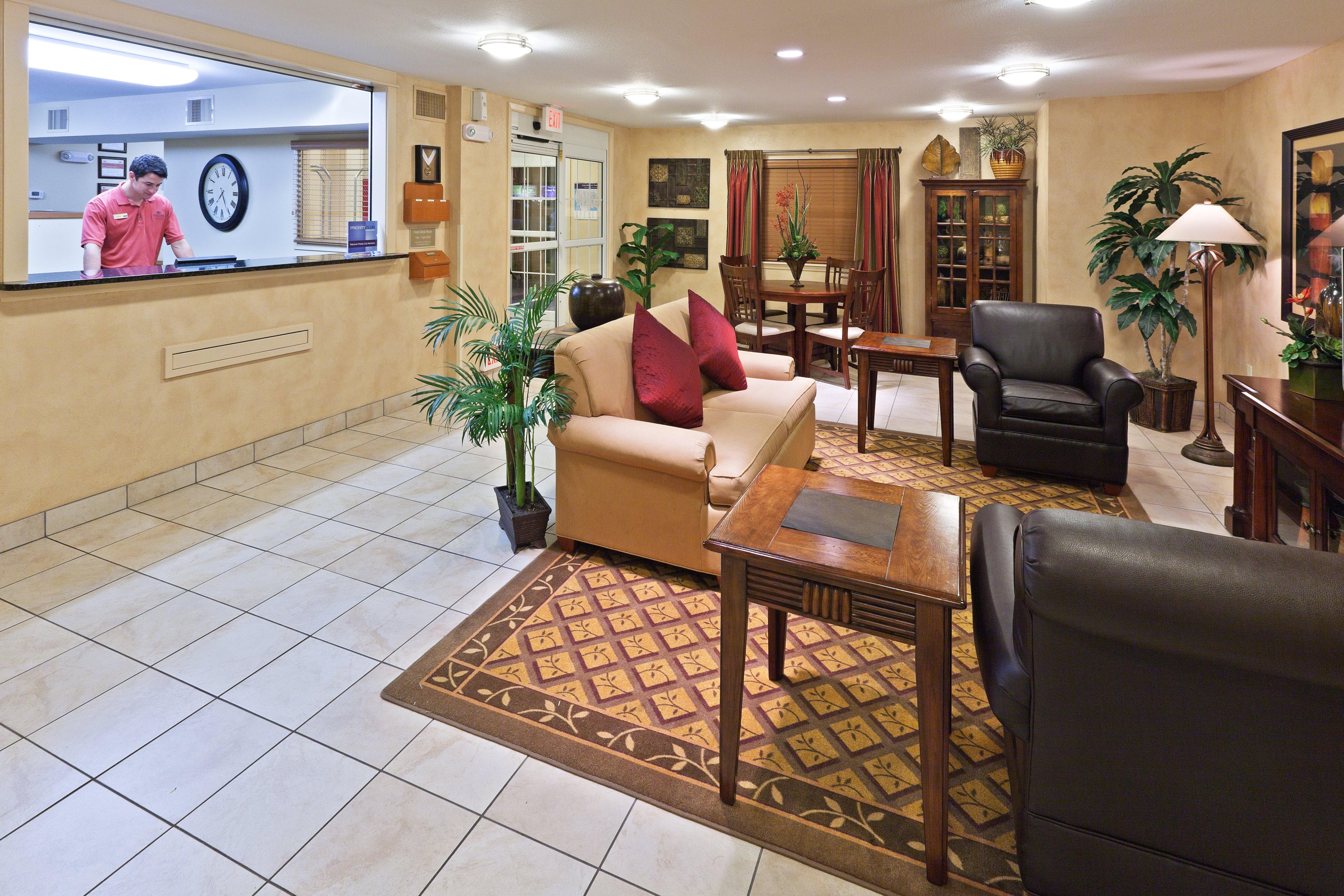 Candlewood Suites Wichita Falls At Maurine Street By Ihg Exterior foto